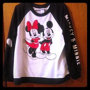 Brand NEW Size 3XL Mickey & Minnie Mouse Sweater